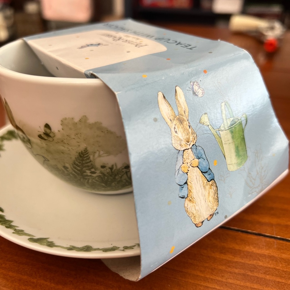 Peter Rabbit Porcelain Tea Cup and Saucer Set with Rabbit Design - Picture 2 of 5